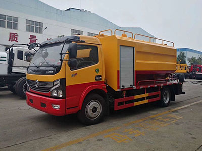 国六东风凯普特清洗吸污车（8方）