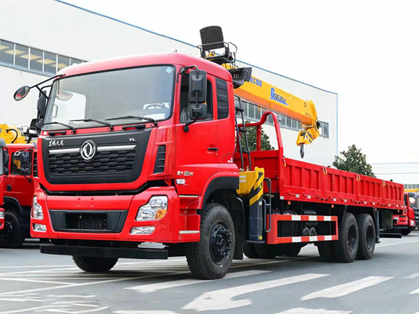 东风天龙后八轮 龙擎300马力 徐工12吨G型随车吊