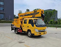 国六福田小卡3双排折臂高空作业车