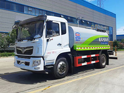 国六东风福瑞卡F9洒水车