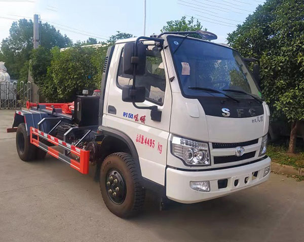 时风风驰勾臂垃圾车