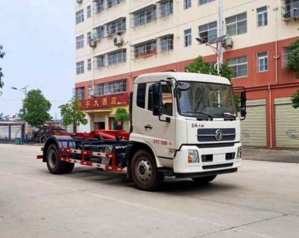 东风天锦勾臂垃圾车