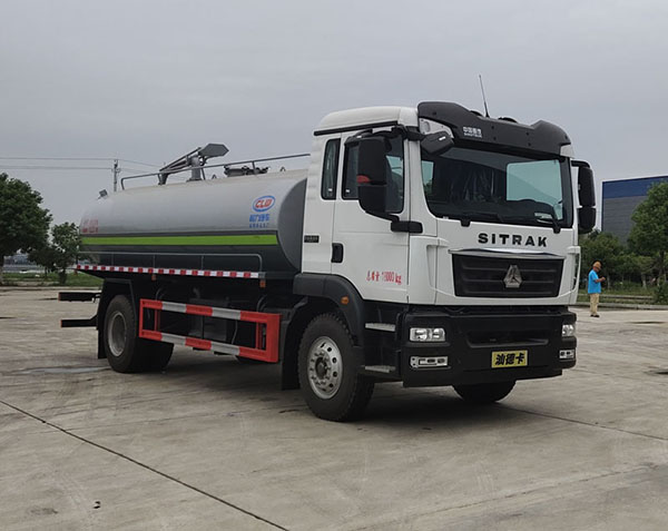 重汽汕德卡吸粪车