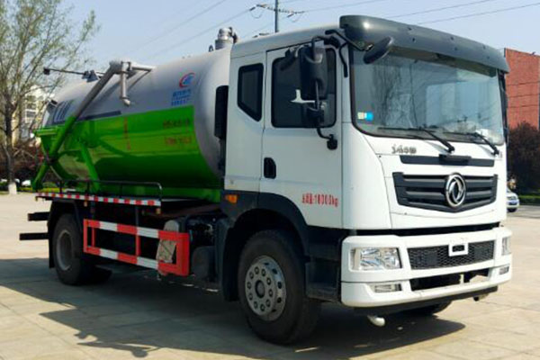东风华神T5吸污车